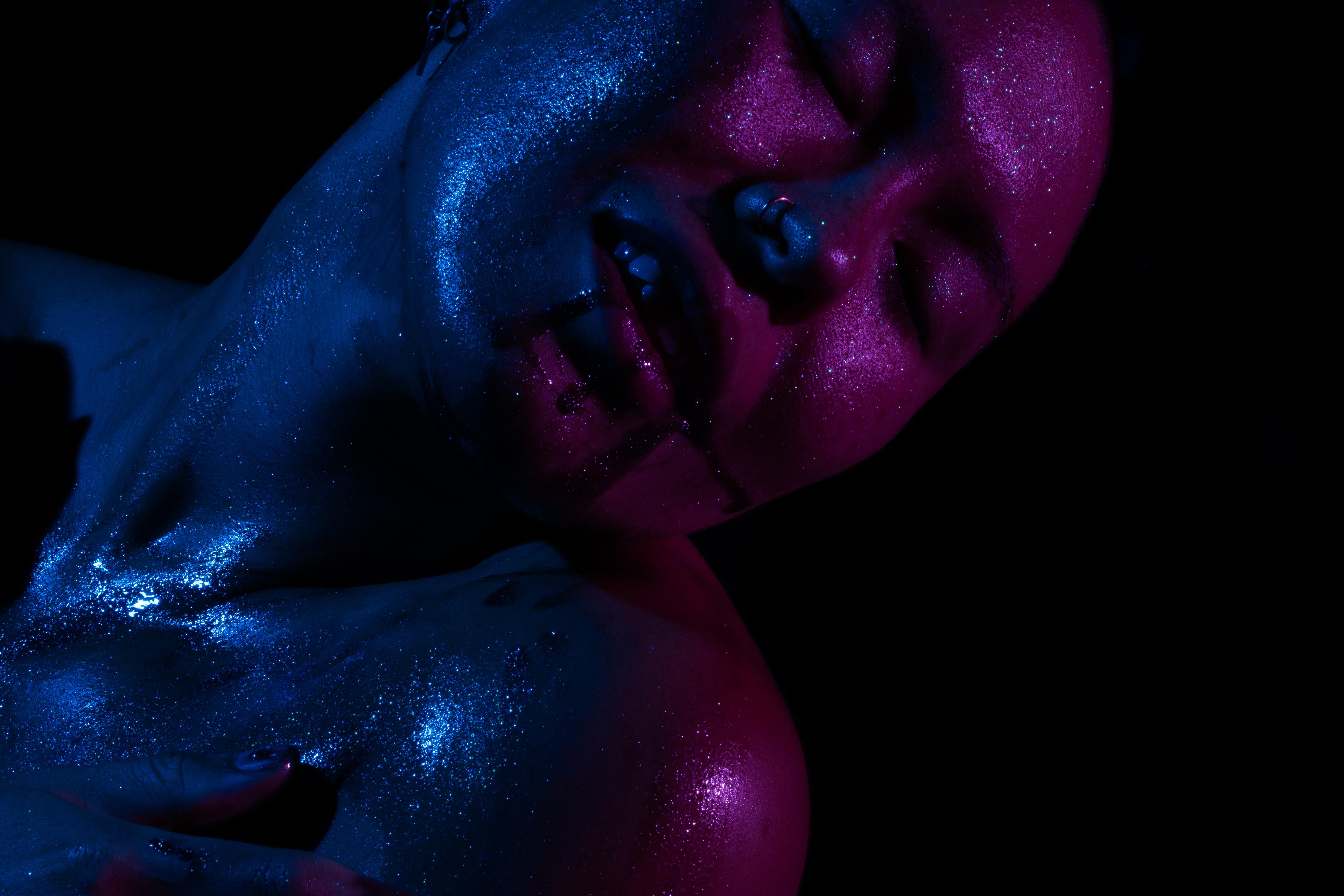 A performance still from formaldehyde